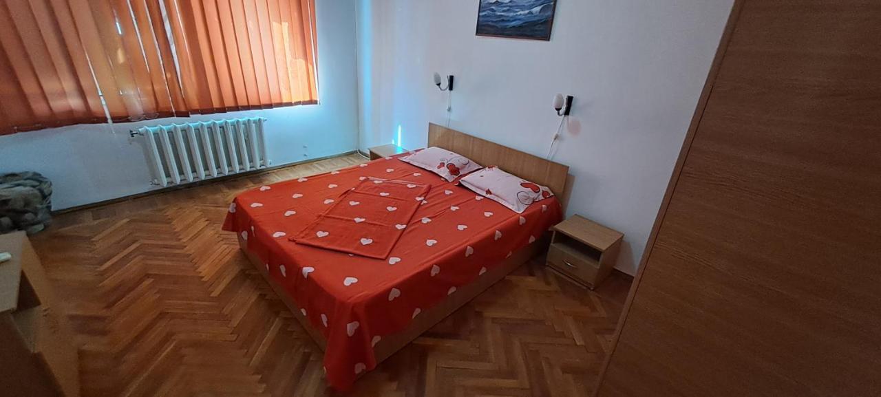 Apartament Grigore Etaj 2 Mangalia Extérieur photo
