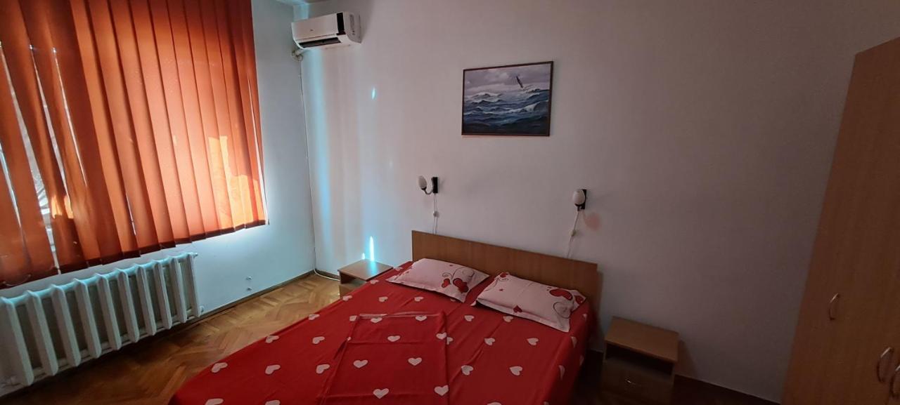 Apartament Grigore Etaj 2 Mangalia Extérieur photo